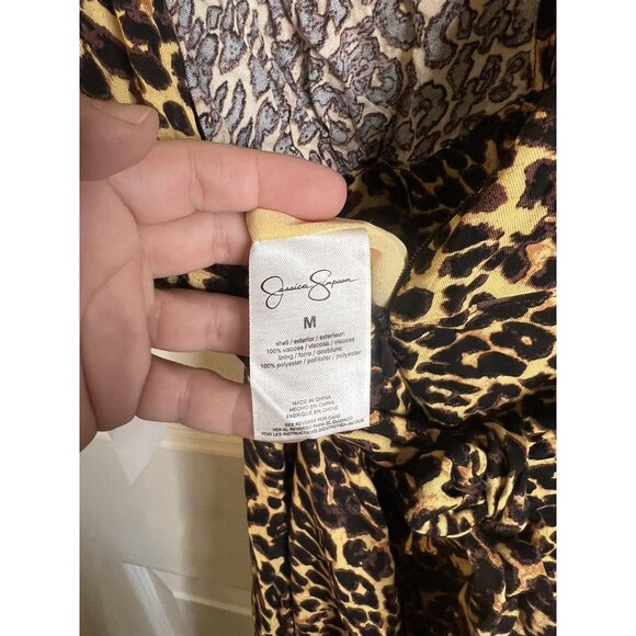 Jessica Simpson Leopard Print V- Neck Dress Size Medium NWT - Picture 12 of 14